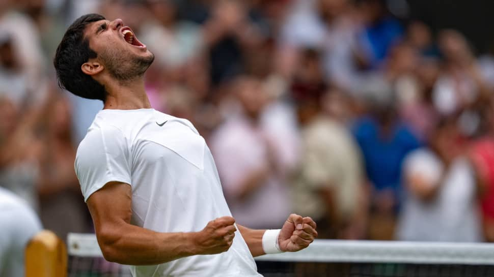 Wimbledon Carlos Alcaraz Beats Novak Djokovic To Win Second Grand