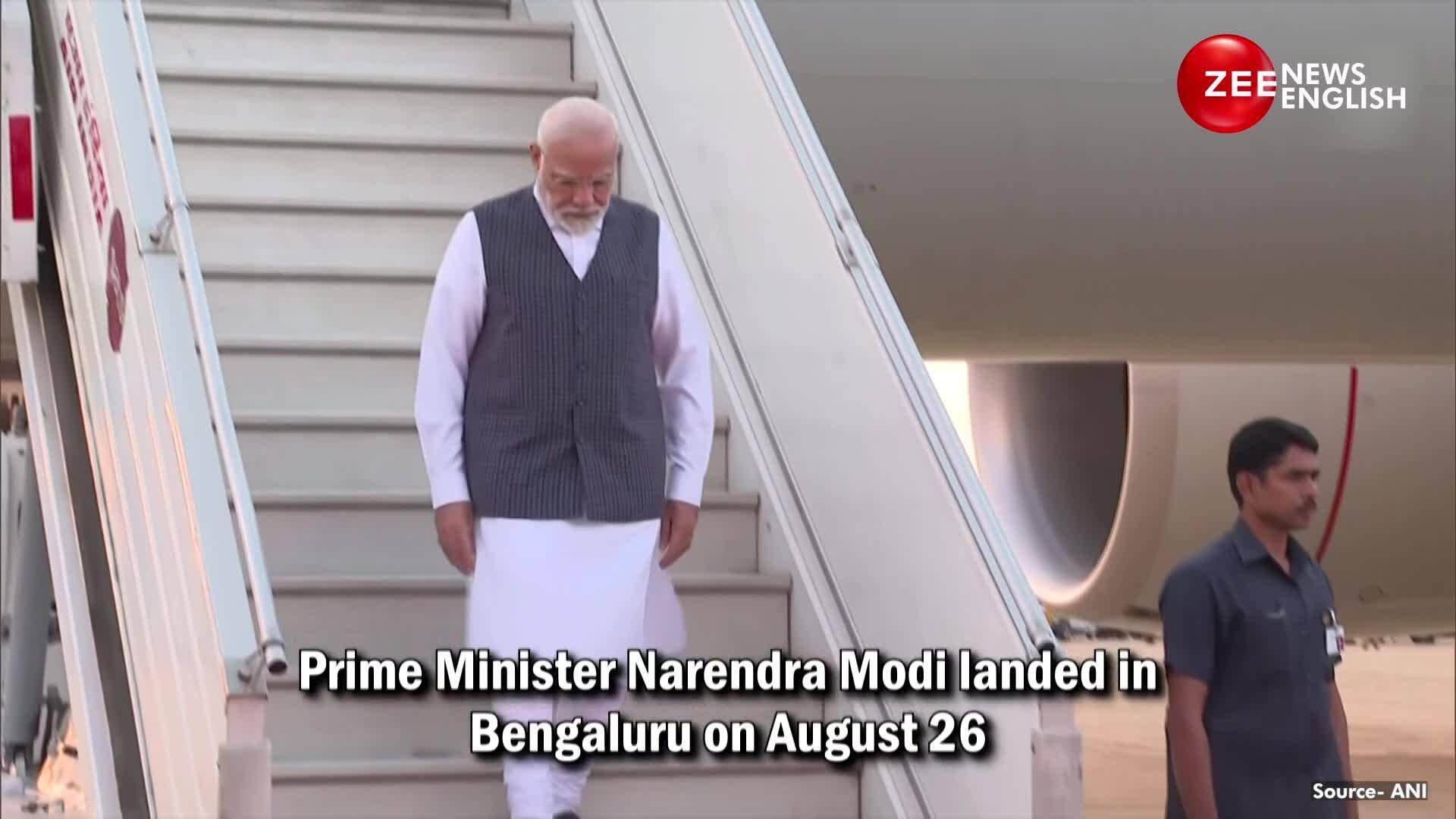 PM Modi Greets People On His Way To ISRO Mission Control Complex In