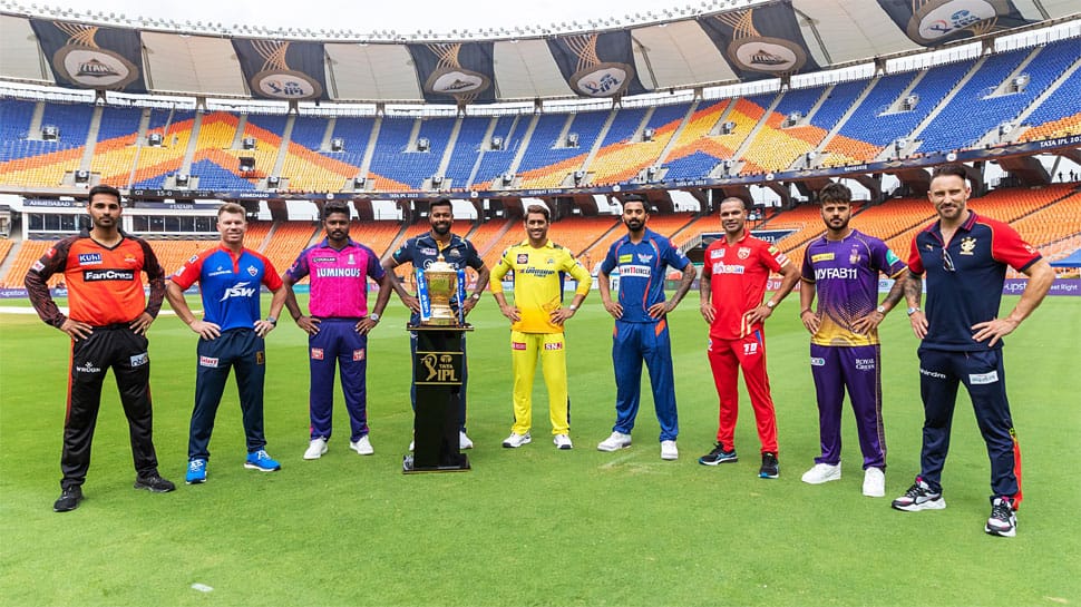 IPL Brand Value Reaches 10 7 Billion In Pics News Zee News