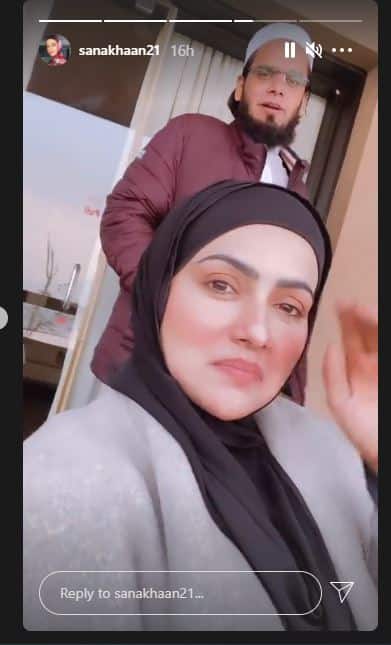 Sana Khan and hubby Anas Sayied fly to Kashmir for honeymoon, see viral pics
