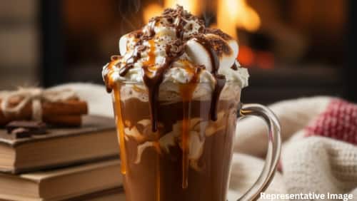 Choco-Caramel Frappe (Hot Version) Choco-Caramel Frappe (Hot Version)