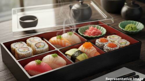 Sushi Boxes