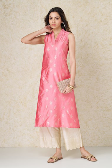 Rangmanch Coral Foil Print Sleeveless A-Line Kurta