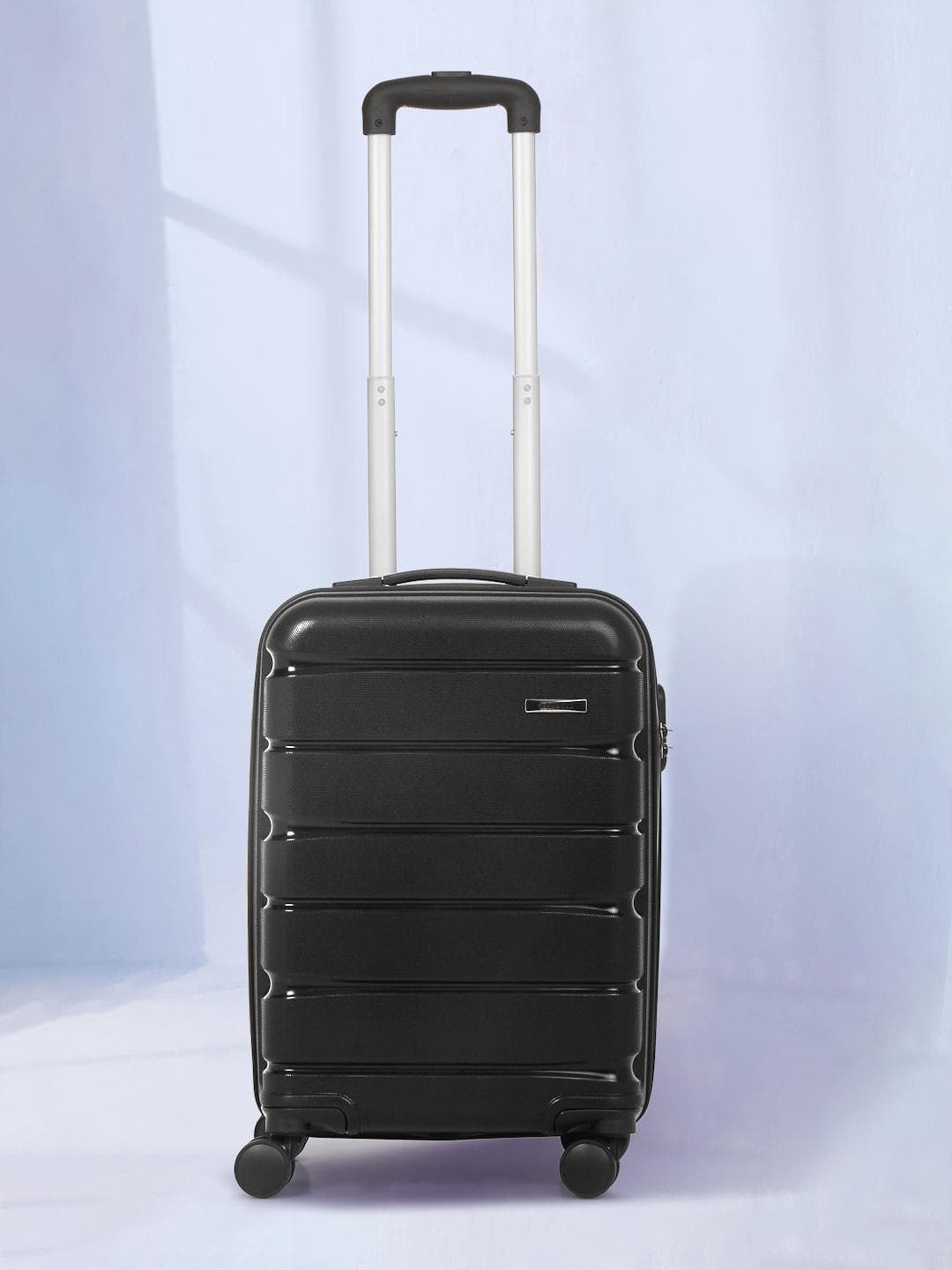 Teakwood Leathers 360-Degree Cabin Trolley Bag