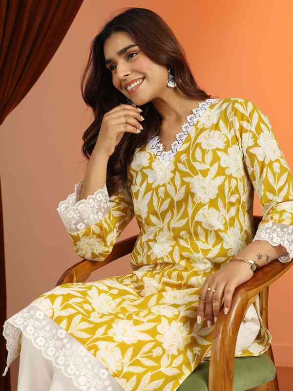 Libas Women Floral Printed Lace Detail Cotton Kurta
