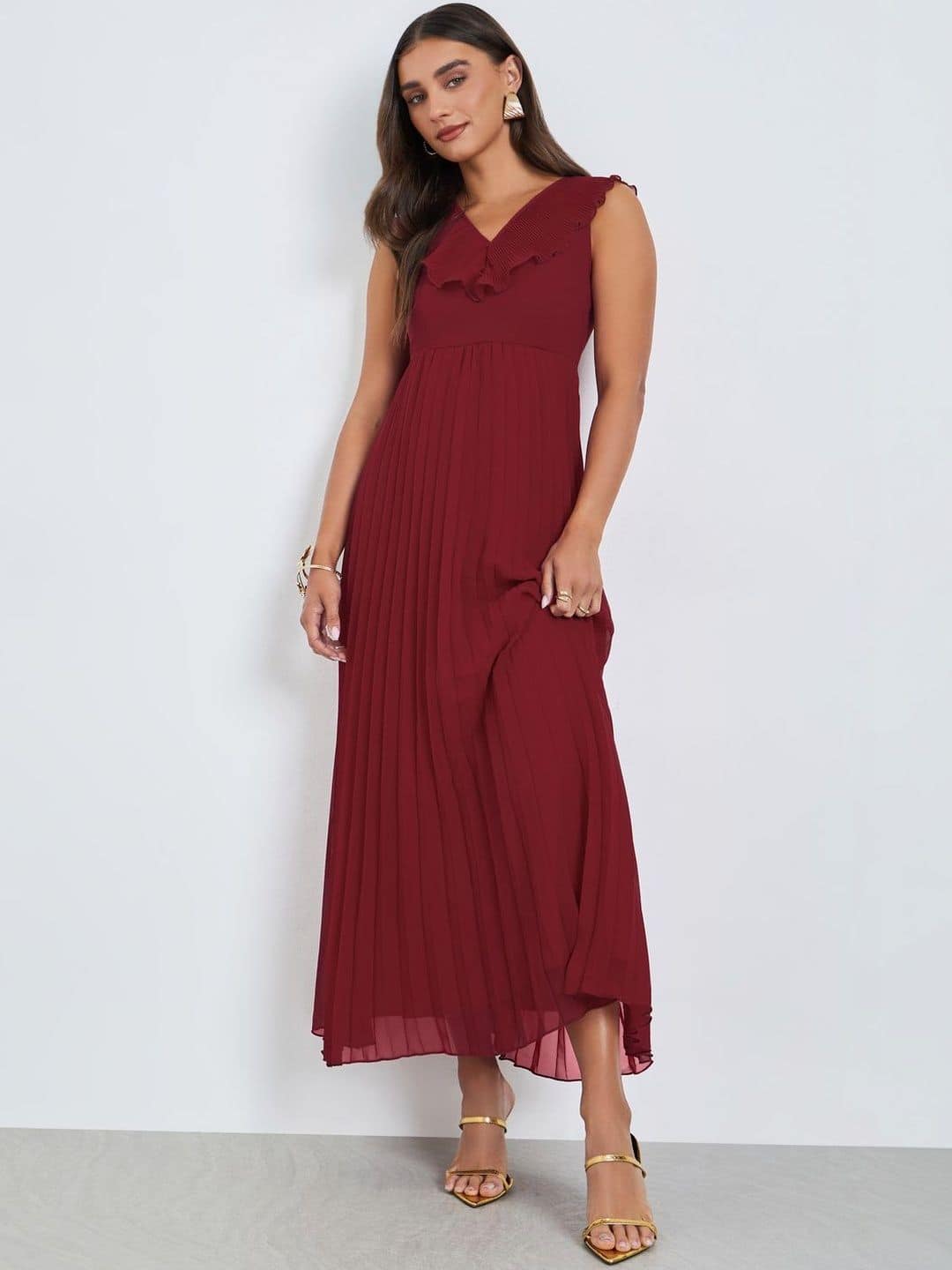 Styli V Neck Pleated Maxi Dress