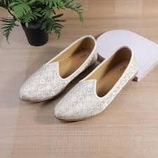 Mochi Men Woven Design Mojaris