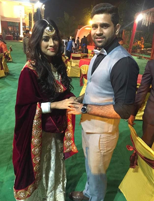 627px x 819px - Bigg Boss 14: Sara Gurpal married to Punjabi singer Tushar Kumar? Pics of  them go viral | Television News | Zee News