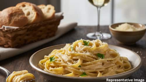 Fettuccine Alfredo