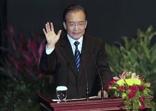 Chinese Premier Wen Jiabao gestures as he delivers a speech before Indonesia Council of World Affairs (ICWA) in Jakarta.