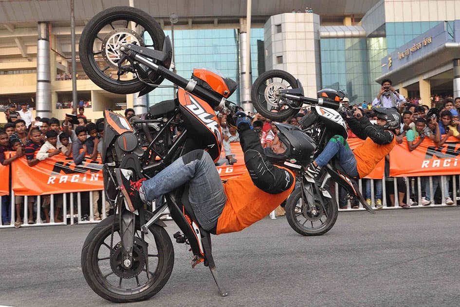 People watching Bikers’ stunt show at Khelgaon in Ranchi.