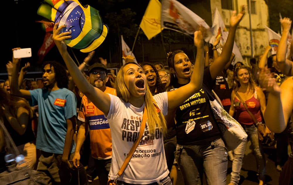 Teachers protest demanding better labor conditions in Rio de Janeiro, Brazil.