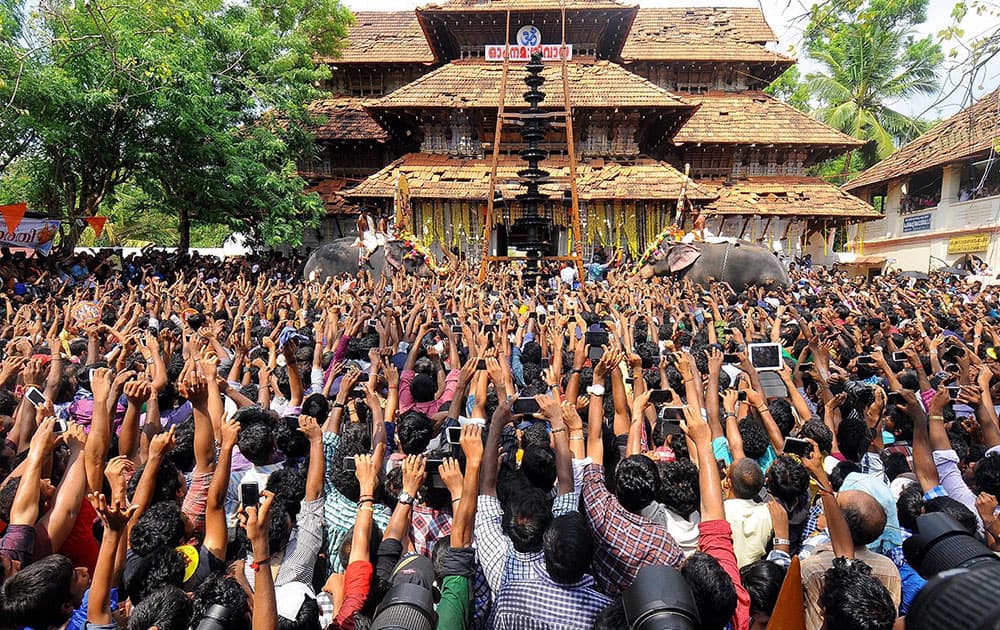 The Farewell ceremony of the Two Godess in conection with `Pooram on` festival in Thrissur.