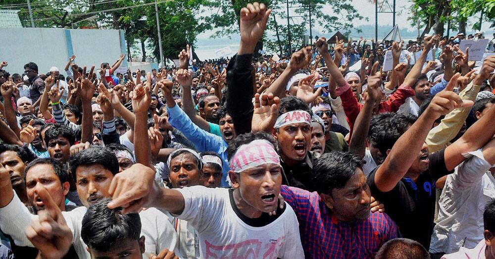 Activists of All Assam Minority Students Union (AAMSU) protesting in front of Raj Bhawan in Guwahati.