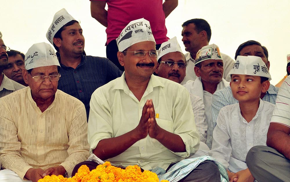 AAP convener Arvind Kejriwal at an election campaign meeting in support of party candidate Kumar Vishwas in Amethi.