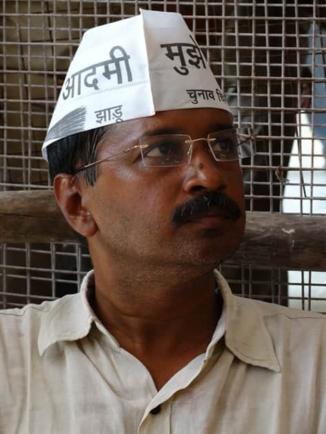 Leader of the Aam Aadmi Party (AAP), Arvind Kejriwal before filing his nomination in Varanasi. Agency : Iamin DNAofIndia