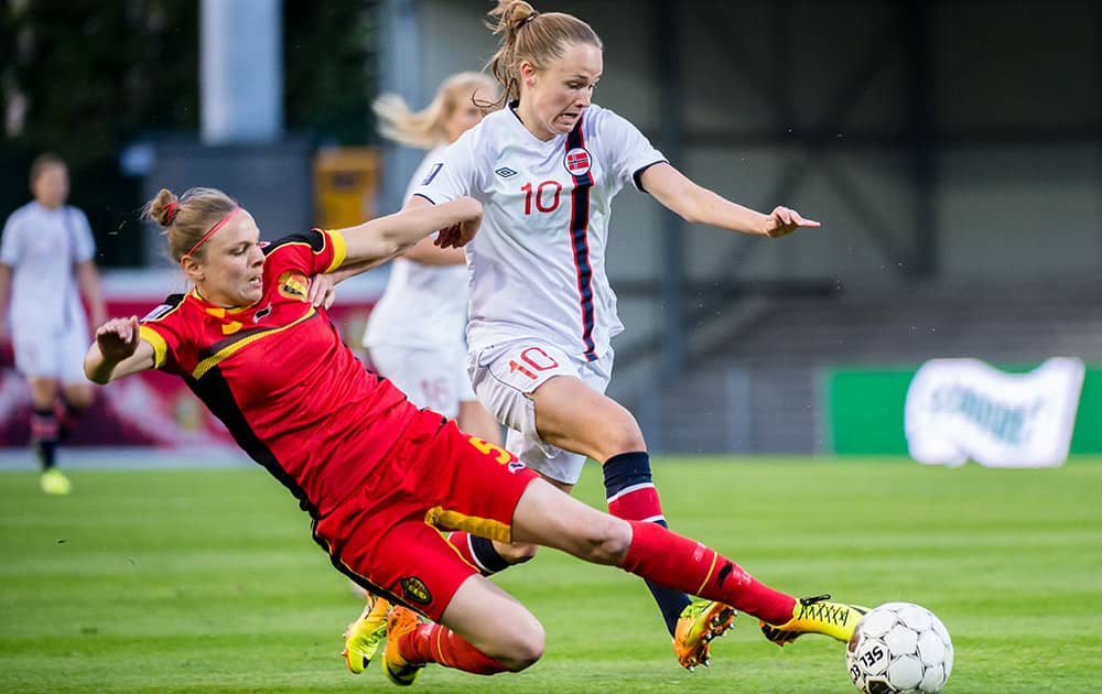 Belgium`s Lorca Van de Putte, left, challenges Norway`s Caroline Graham Hansen during the Women`s World Cup Group 5 qualifying match in Leuven, Belgium.
