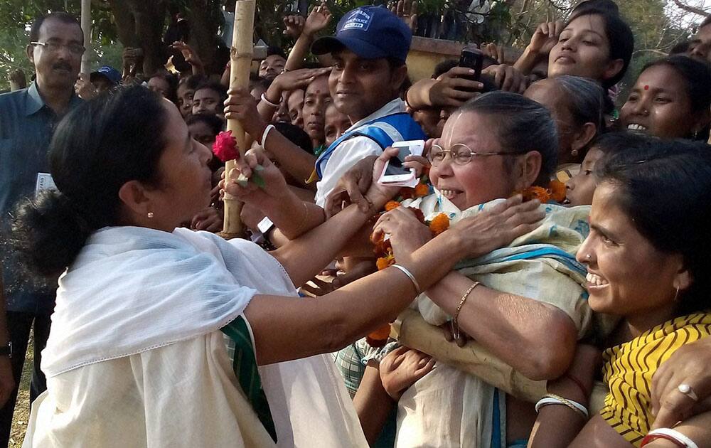 West Bengal Chief Minister and Trinamool Congress Supremo Mamata Banerjee meeting local people during party workers convention ahead of Lok Sabha election at Durgapur near Raiganj in North Dinajpur District of West Bengal.