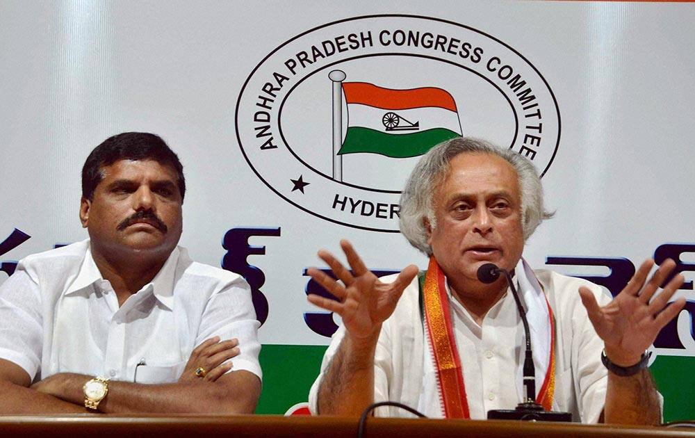 Union Rural Development Minister Jairam Ramesh with APCC President Botcha Satyanarayana addressing the media at Gandhi Bhavan in Hyderabad.