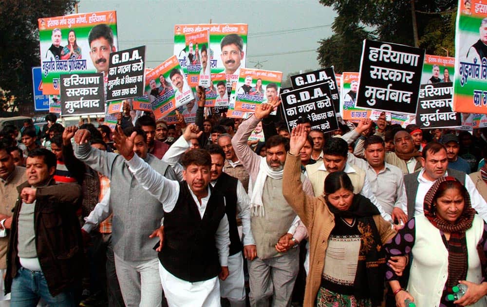 Youth wing of Haryana Insaaf Manch holding a protest march in support of formation of Gurgaon Development Authority (GDA) in Gurgaon.