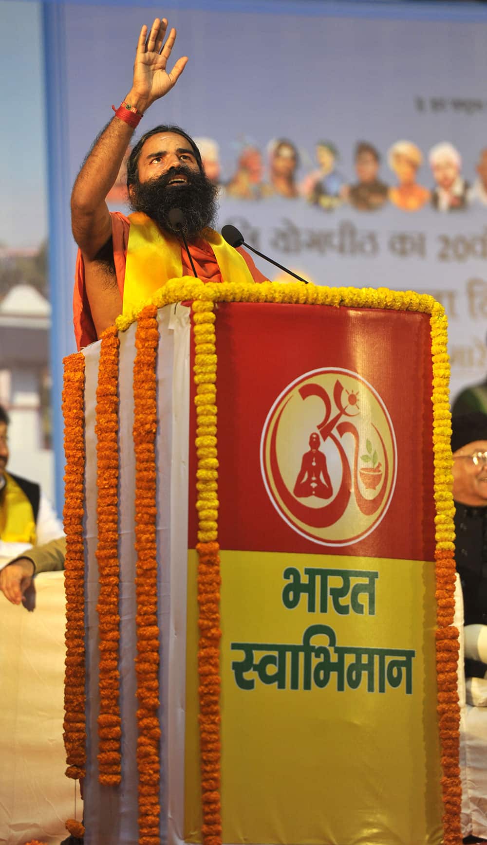 Narendra Modi was chief guest at the foundation day ceremony of yoga guru Baba Ramdev`s Bharat Swabhiman Trust, at Delhi`s Talkatora Stadium. (Pic Courtesy: DNA)