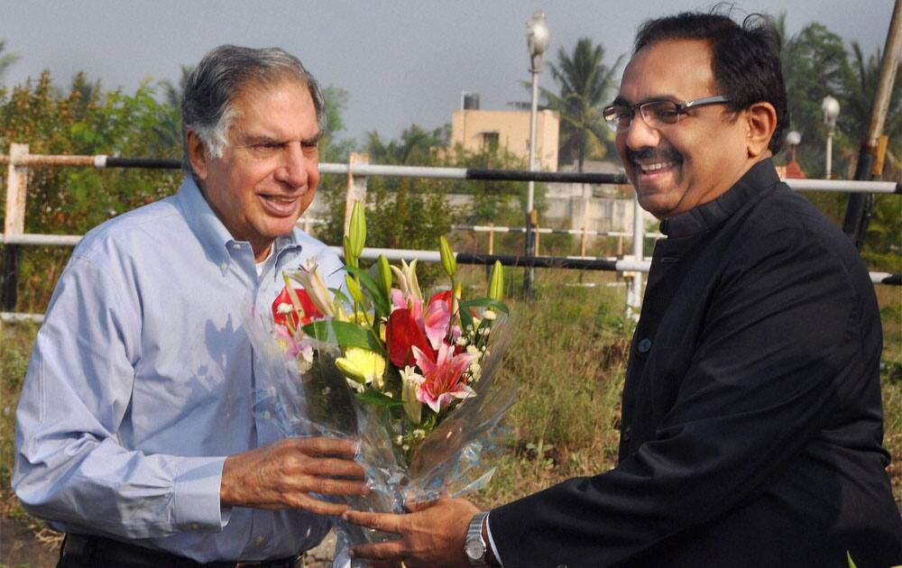 Industrialist Ratan Tata being welcomed by Maharashtra Rural Development Minister Jayant Patil at Karad airport in Maharashtra.