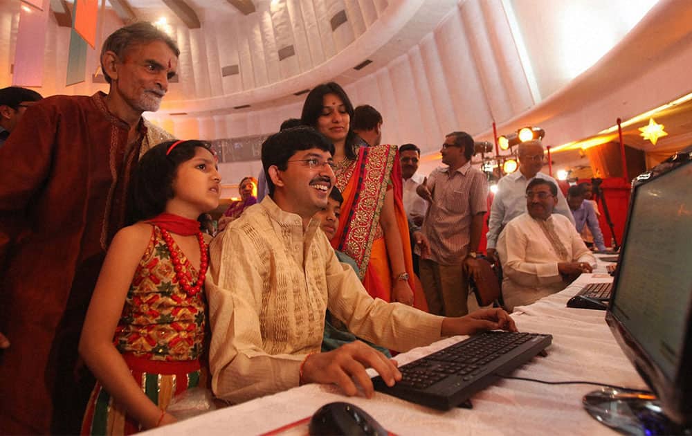 Traders are happy after the Sensex has touched an intraday high of 21,322 in a special Muhurat trading in Mumbai.