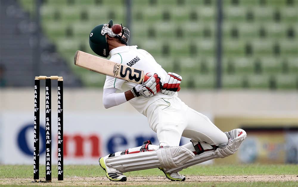 Bangladeshâ??s Nasir Hossain avoids a bouncer on the second day of the second cricket test match against New Zealand in Dhaka.