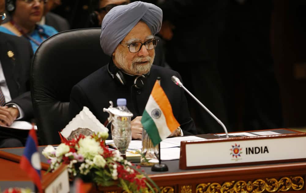 Indian Prime Minister Manmohan Singh gives his opening remarks during ASEAN - India Summit in Bandar Seri Begawan, Brunei.