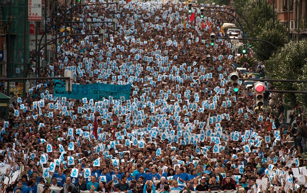 Thousands of pro-independence Basque citizens march on the street in Bilbao, northern Spain, during a protest against the Spanish police detention of members of the Basque movement Herrira last September 30.