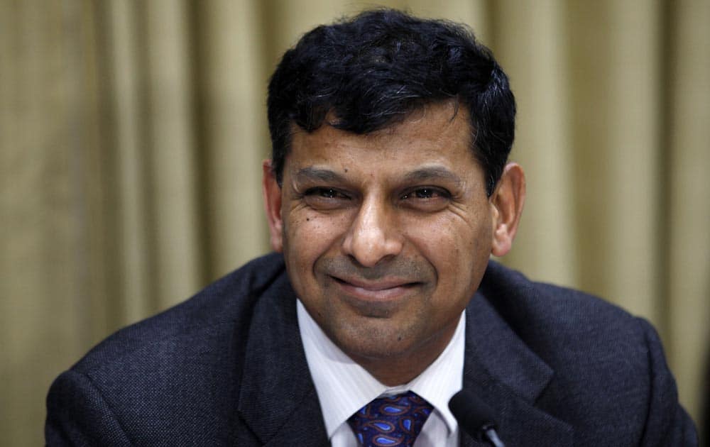 Reserve Bank of India (RBI) Governor Raghuram Rajan addresses a press conference at the RBI headquarters in Mumbai.