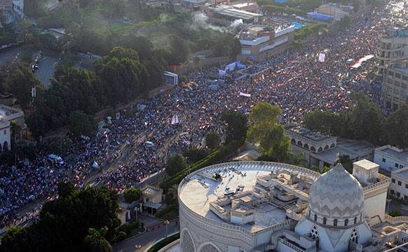 Opponents of Egypt`s ousted President Mohammed Morsi protest at the presidential palace in Cairo, Egypt. Security forces clashed with supporters of Egypt`s ousted president early Saturday in the country`s bloodiest incidence of violence since the military deposed Morsi.