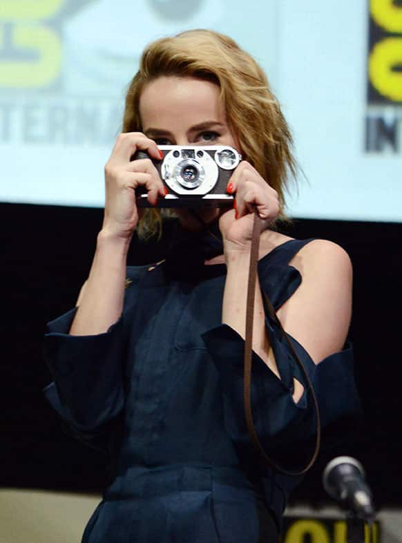Jena Malone attends the "The Hunger Games: Catching Fire" panel Day 4 of Comic-Con International in San Diego.