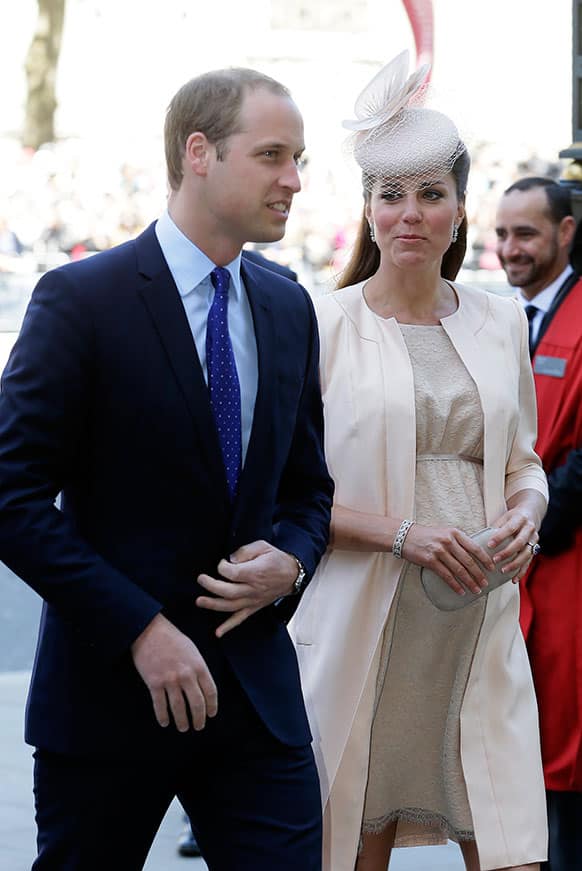 Britain`s Prince William and Kate, Duchess of Cambridge, arrive for a service to celebrate the 60th anniversary of the coronation of Britain`s Queen Elizabeth II at Westminster Abbey, London.