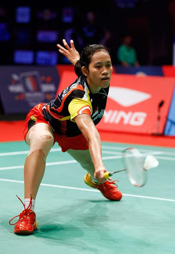 Indonesia`s Yuswandari Aprilia returns a shots against China`s Li Xuerui during 2013 Sudirman Cup world mixed team badminton championships in Kuala Lumpur.