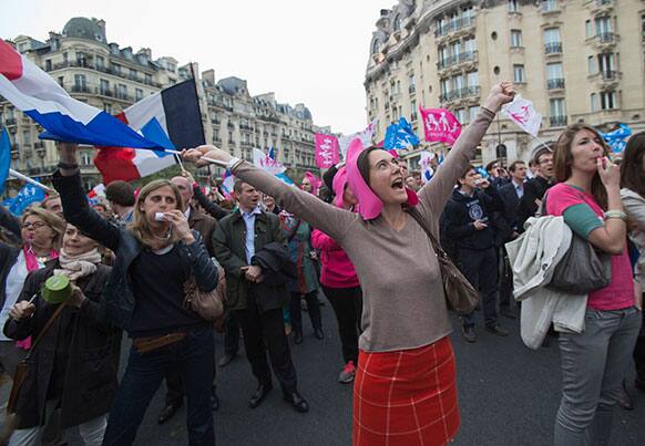 A demonstrator wears a Phrygian cap, the symbol of the French republic since the 1789 revolution, during a rally to protest against French President Francois Hollande`s social reform on gay marriage and adoption in Paris.