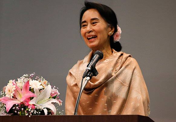 Myanmar opposition leader Aung San Suu Kyi speaks to Myanmarese living in Japan and her supporters during a meeting in Tokyo.