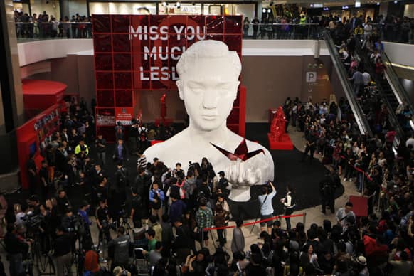 The 6-meter-high statue of the late Hong Kong actor-singer Leslie Cheung is displayed at an exhibition for paying tribute to Cheung at a shopping mall in Hong Kong.