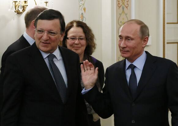 Russian President Vladimir Putin and European Commission President Jose Manuel Barroso meet in the Novo-Ogaryovo residence, outside Moscow.