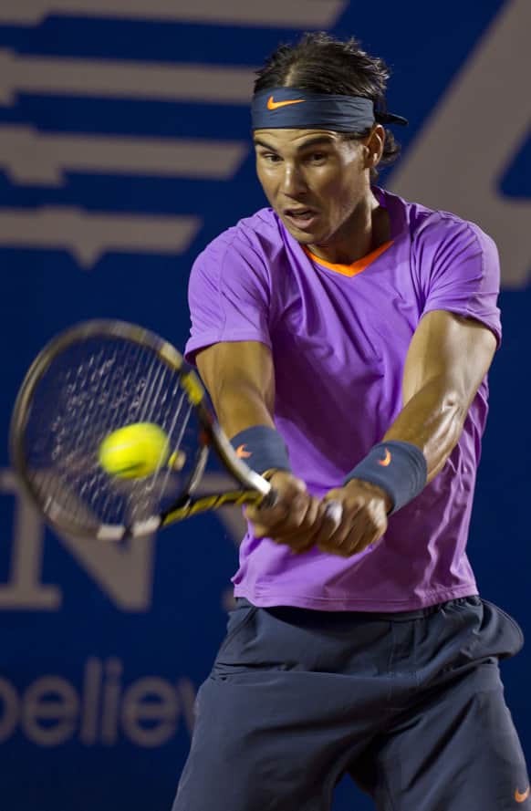 Spain´s Rafael Nadal returns the ball to Argentina´s Martin Alund during a Mexican Open tennis game in Acapulco, Mexico.