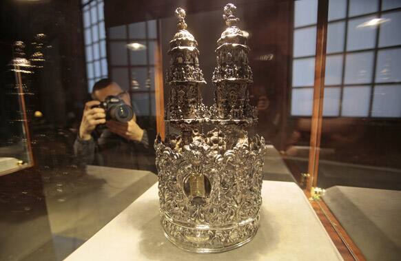 An important Italian silver Torah crown and pair of Torah finals from the Michael and Judy Steinhardt Judaica collection are displayed at a pre-auction show organized by Sotheby`s in Moscow, Russia.
