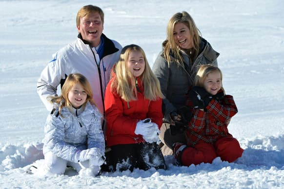 Netherland`s Crownprince Willem Alexander and his Argentinian-born wife Princess Maxima, pose with their daughters Princess Alexia, Princess Amalia and Princess Ariane, during a photo session in the Austrian skiing resort of Lech.