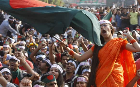 Bangladeshi activists shout slogans demanding the execution of Jamaat-e-Islami leader Abdul Quader Mollah and others convicted of war crimes involving the nation`s independence war in 1971, in Dhaka, Bangladesh.