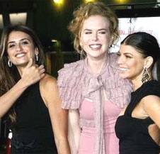 Penelope Cruz, Nicole Kidman and Fergie pose at a special screening of 'Nine' in LA.