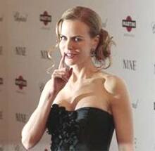 Nicole Kidman poses at the premiere of the film 'Nine' in NY.