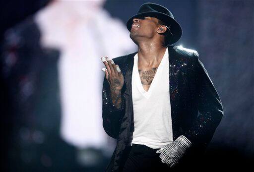 Chris Brown peforms a Michael Jackson tribute at the BET Awards on Sunday, June 27, 2010 in Los Angeles. 