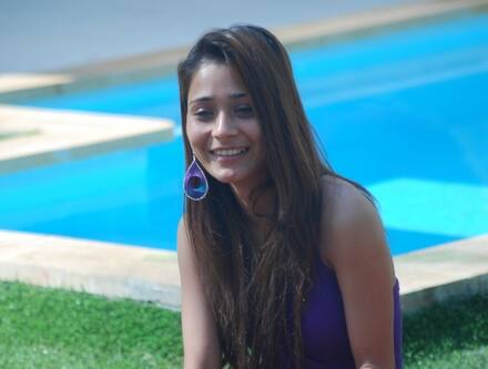 Staying alone in the secret room for two days, Sara Khan is all happy to be among the housemates. 