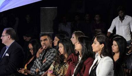 Sonam and Rhea Kapoor at the Anamika Khanna show at Lakme fashion week.