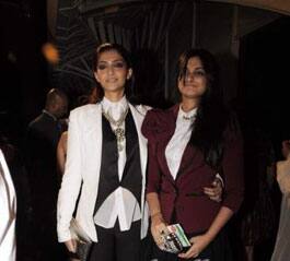 Sonam and Rhea Kapoor at the Anamika Khanna show at Lakme fashion week