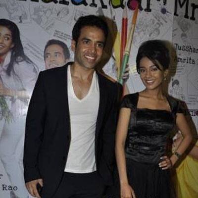 Amrita Rao & Tusshar Kapoor at Special Screening of Love U Mr kalakaar. 